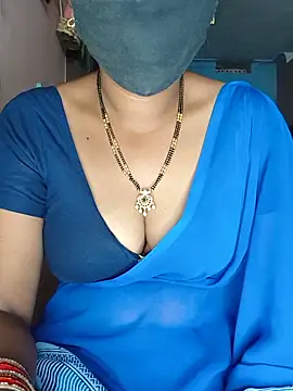 Snapshot of SindhuHappy chatting on June 27, 11:44 pm SindhuHappy online show from June 27, 11:44 pm
