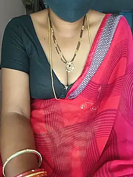 Snapshot of SindhuHappy chatting on June 17, 11:47 pm SindhuHappy online show from June 17, 11:47 pm