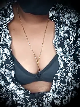 Snapshot of SindhuHappy chatting on September 18, 3:04 pm SindhuHappy online show from September 18, 3:04 pm