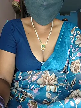 Snapshot of SindhuHappy chatting on July 17, 11:24 pm SindhuHappy online show from July 17, 11:24 pm