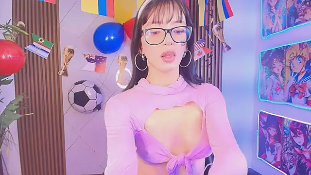 Snapshot of Sweet_1Angel chatting on June 19, 4:29 am Sweet 1Angel online show from June 19, 4:29 am