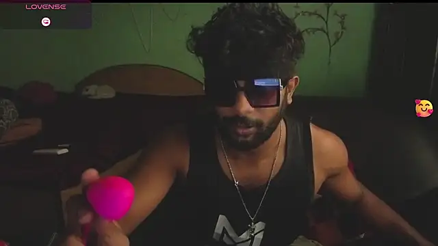 royeoy22 online show from April 13, 7:23 am