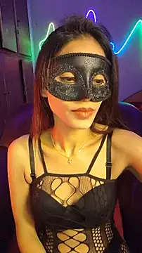 royeoy22 online show from December 17, 1:27 pm