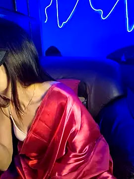 royeoy22 online show from December 5, 11:09 am