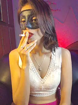 royeoy22 online show from April 30, 9:05 am