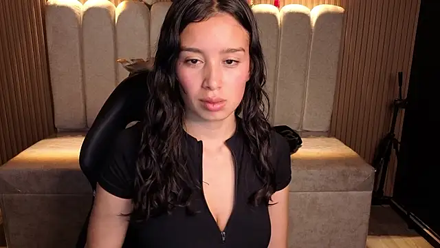  Mia Evans 1 online show from March 21, 8:46 pm