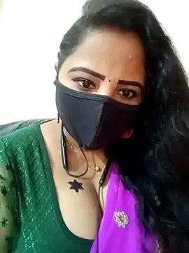 Snapshot of tamil_Vennila chatting on December 3, 7:30 am tamil Vennila online show from December 3, 7:30 am