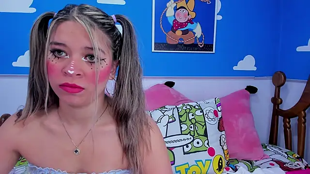 miss  evolet online show from January 14, 11:03 am