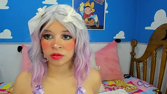 miss  evolet online show from November 8, 11:03 am