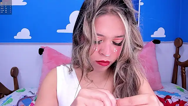 miss  evolet online show from March 4, 11:07 am