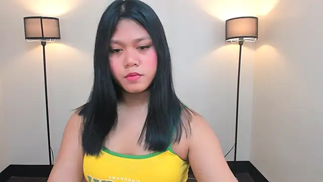 Snapshot of SpicyAlyssa69 chatting on October 11, 4:02 am SpicyAlyssa69 online show from October 11, 4:02 am