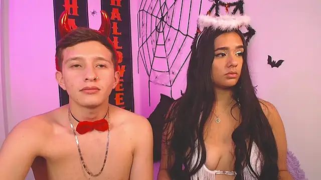 mae nathan  online show from October 31, 11:33 pm