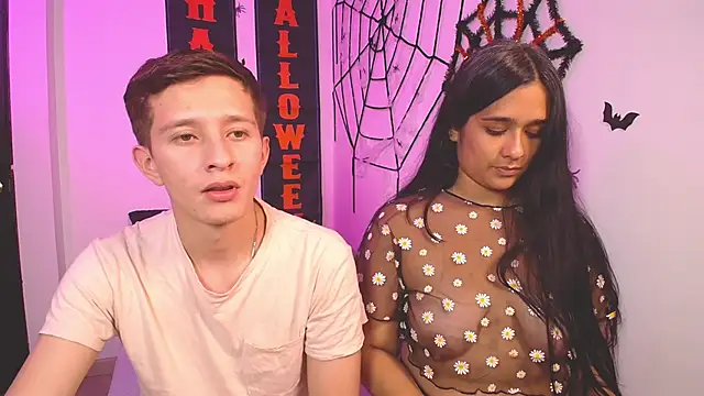 mae nathan  online show from November 3, 7:13 am