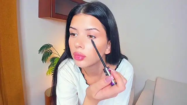 JoCauterucci online show from September 28, 7:04 am