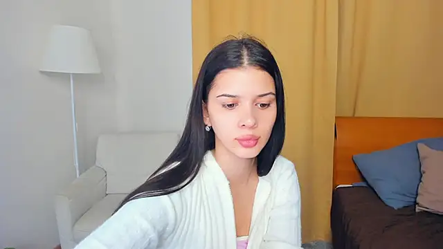 JoCauterucci online show from November 14, 6:50 am