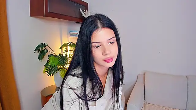 JoCauterucci online show from September 20, 6:51 am