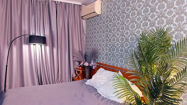 exposed lizzy online show from November 29, 8:53 pm