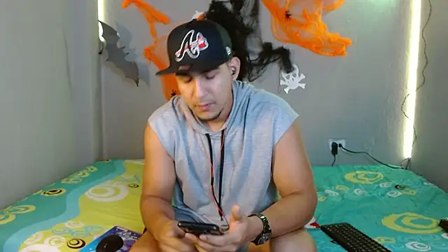 massimo vidal  online show from October 27, 2:51 pm