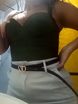 Liss-Reyes online show from May 10, 1:14 pm