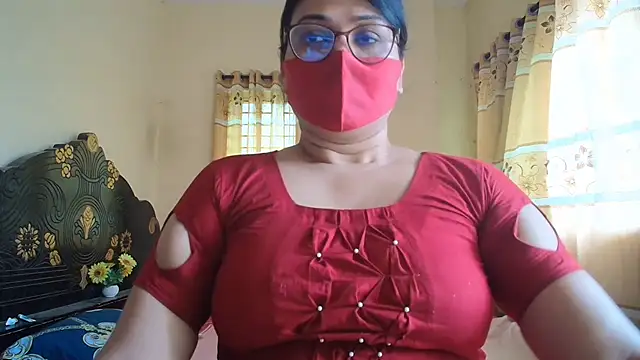 Snapshot of Elena_cruz5 chatting on July 16, 5:59 am Elena cruz5 online show from July 16, 5:59 am