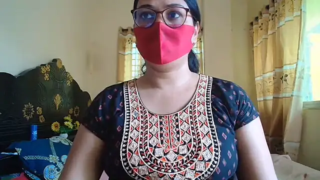 Snapshot of Elena_cruz5 chatting on July 3, 5:47 am Elena cruz5 online show from July 3, 5:47 am