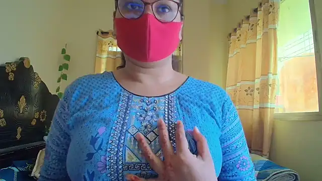 Elena cruz5 online show from April 1, 6:37 am