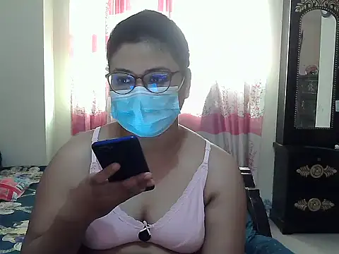 Snapshot of Elena_cruz5 chatting on September 19, 3:43 am Elena cruz5 online show from September 19, 3:43 am