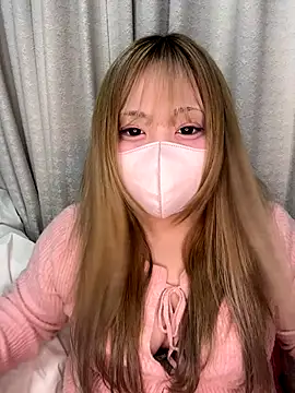 Snapshot of Chua-chan chatting on October 23, 5:00 pm Chua-chan online show from October 23, 5:00 pm