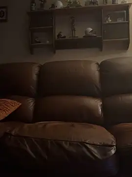 Stephanie1984 online show from April 11, 6:32 am