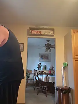 Snapshot of Stephanie1984 chatting on November 10, 2:00 pm Stephanie1984 online show from November 10, 2:00 pm