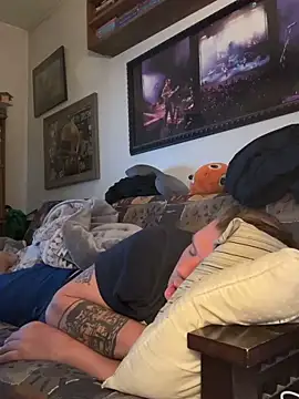 Stephanie1984 online show from March 19, 12:05 pm