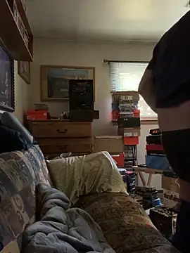 Stephanie1984 online show from May 8, 4:33 pm