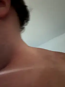 Stephanie1984 online show from December 18, 5:17 pm