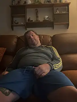 Stephanie1984 online show from April 5, 2:35 pm