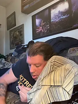 Stephanie1984 online show from March 15, 5:09 pm