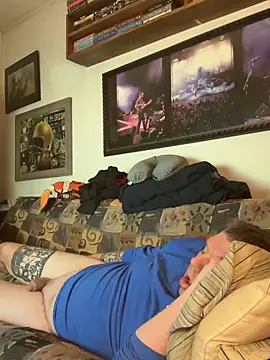 Stephanie1984 online show from February 7, 5:48 am