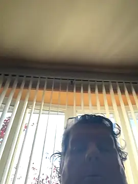 Snapshot of Stephanie1984 chatting on November 1, 12:32 pm Stephanie1984 online show from November 1, 12:32 pm