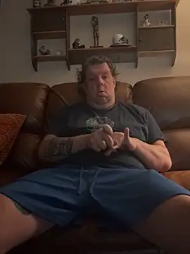 Stephanie1984 online show from April 2, 5:08 pm