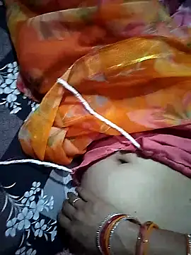 Snapshot of sexy__girls98 chatting on November 1, 10:25 pm sexy girls98 online show from November 1, 10:25 pm