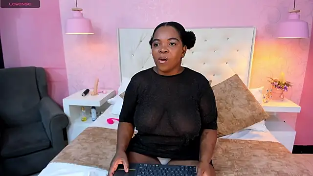 EvaaTayson online show from October 12, 1:34 pm