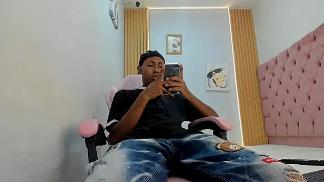 Snapshot of Jax_Maliq chatting on October 11, 2:34 am Jax Maliq online show from October 11, 2:34 am