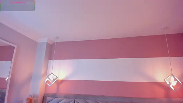 Mia Valentine  online show from November 11, 8:25 pm