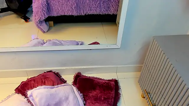 Mia Valentine  online show from March 13, 5:29 pm