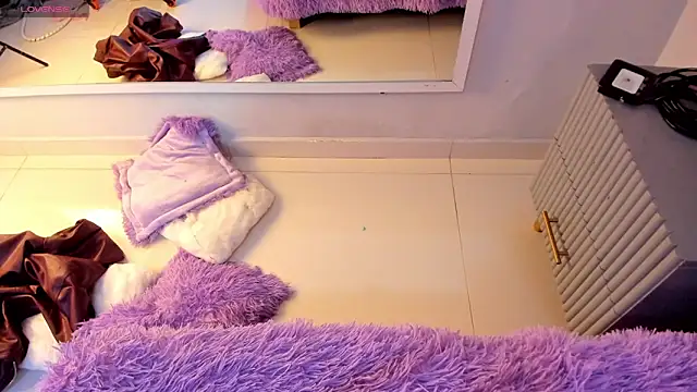 Mia Valentine  online show from March 7, 7:19 pm