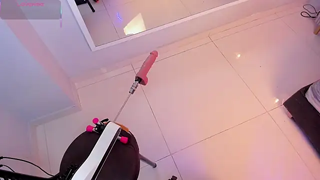 Mia Valentine  online show from November 7, 10:24 pm