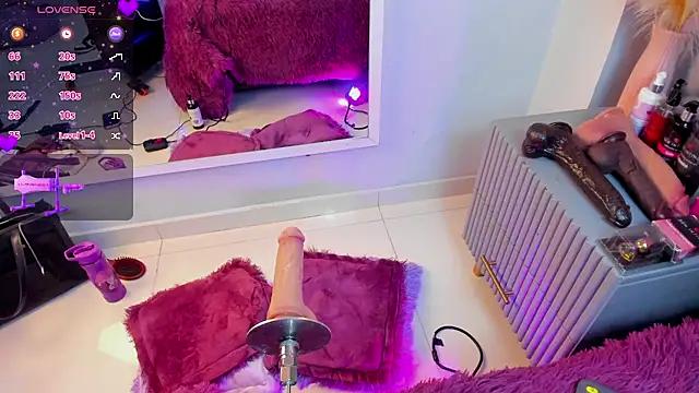 Mia Valentine  online show from February 26, 8:09 pm