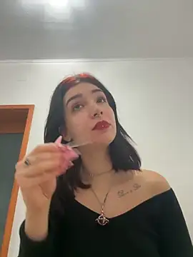 VampyScarlet online show from October 18, 4:25 am