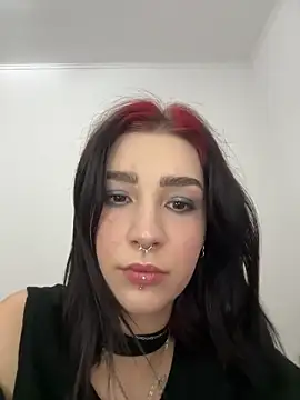 VampyScarlet online show from October 8, 5:09 am