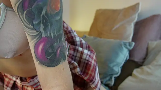 Takopi  online show from December 2, 2:23 am