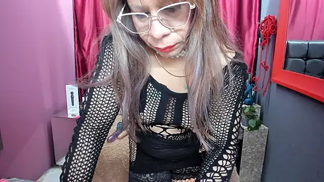 Snapshot of SofiaXDelRio chatting on February 25, 12:16 pm SofiaXDelRio online show from February 25, 12:16 pm